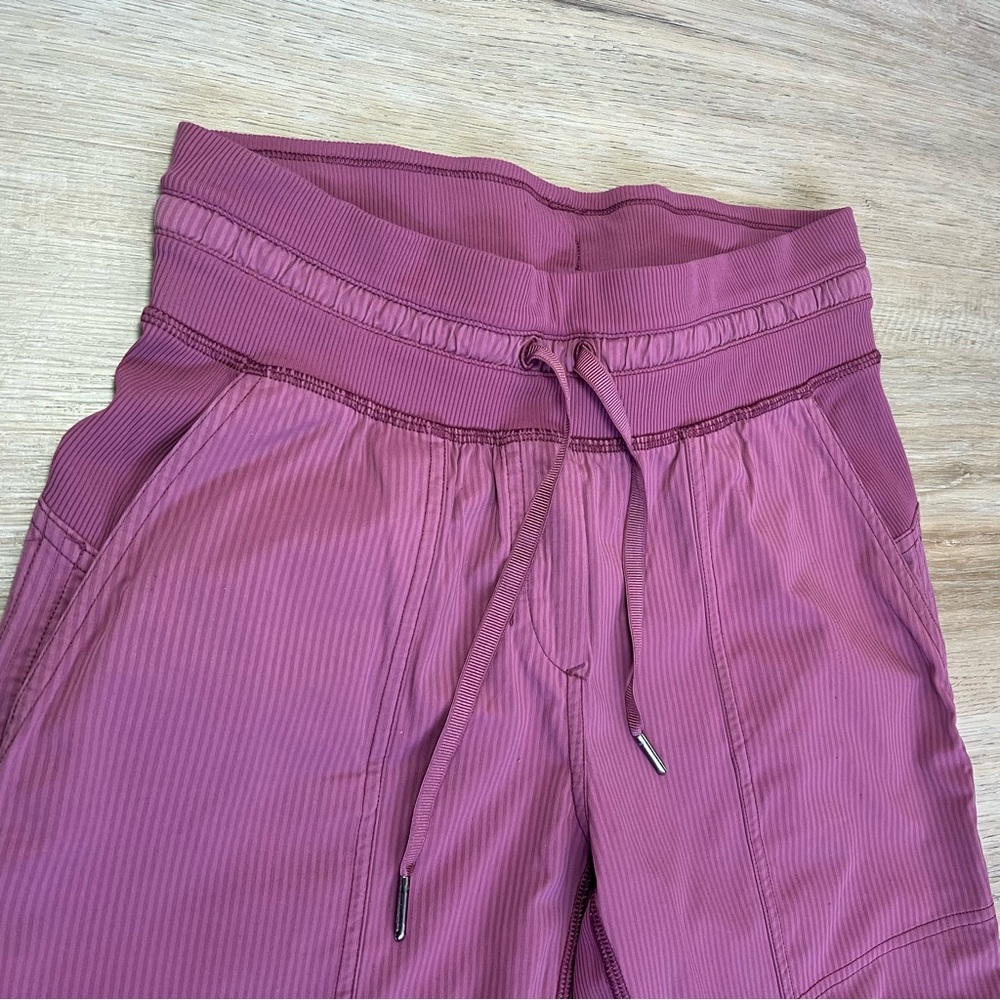 Lululemon Pink Dance Studio Mid-Rise Cropped Pants | Size 2 - Picture 6 of 11